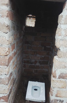 Latrine3